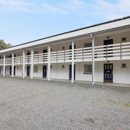 1 Bedroom Lovely In Апартаменты *