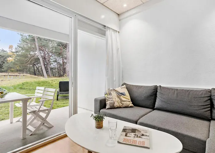 アパート 1 Bedroom Lovely In