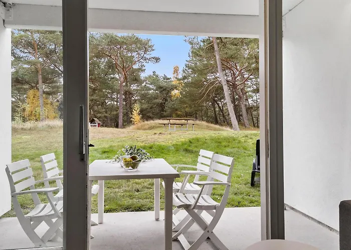 1 Bedroom Lovely In アパート Neksø